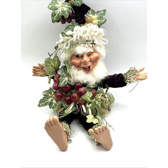 Mark Roberts Winking Wine Maker Fairy Elf 12 Inches Tall - Picture 2 of 11